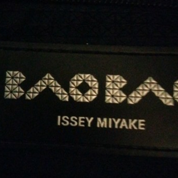 BAO BAO Issey Miyake Tote - Picture 2 of 2